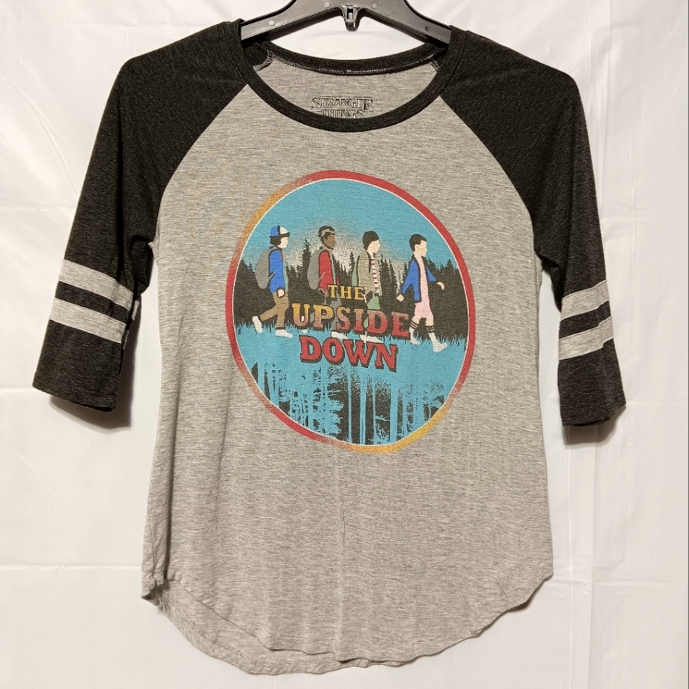 Stranger Things EUC The Upside Down T-shirt, Size Medium, Gray